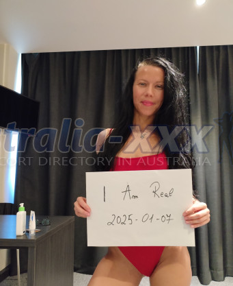 Photo escort girl Korys: the best escort service