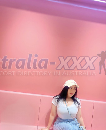 Photo escort girl Alluna: the best escort service