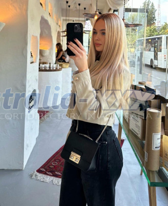 Photo escort girl Kristina: the best escort service