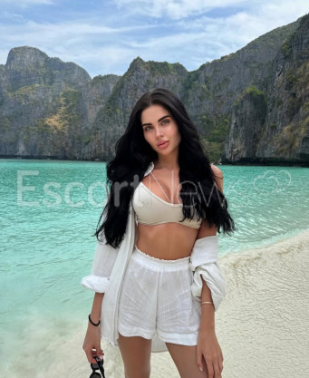 Photo escort girl Tina: the best escort service