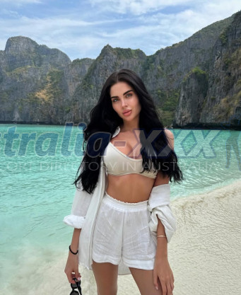 Photo escort girl Tina: the best escort service