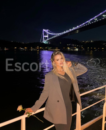 Photo escort girl SUGAR: the best escort service