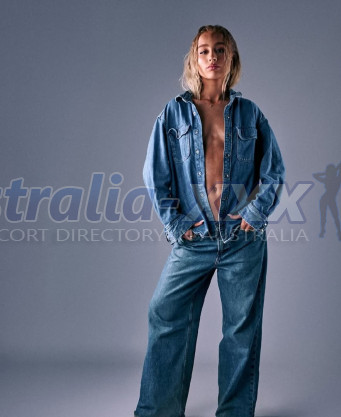 Photo escort girl Leona: the best escort service