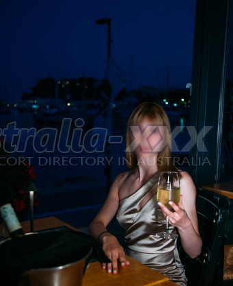 Photo escort girl Jenna: the best escort service