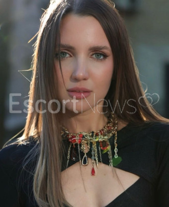 Photo escort girl Lavrin: the best escort service