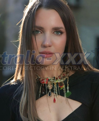 Photo escort girl Lavrin: the best escort service