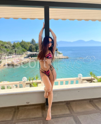 Photo escort girl Alina: the best escort service