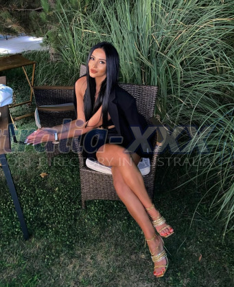 Photo escort girl Sena: the best escort service