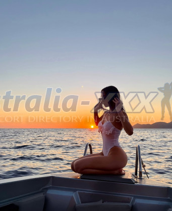 Photo escort girl Sena: the best escort service