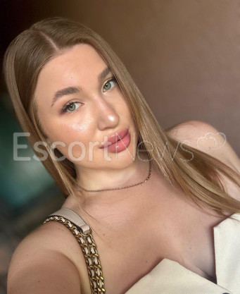 Photo escort girl ANGIVIP: the best escort service