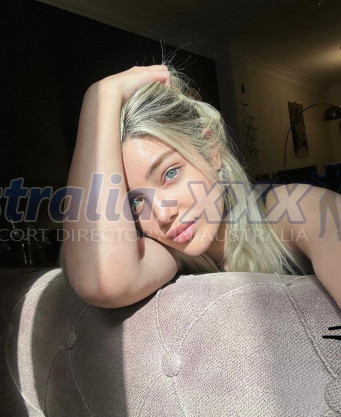 Photo escort girl MARIA: the best escort service