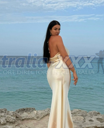 Photo escort girl Simona: the best escort service