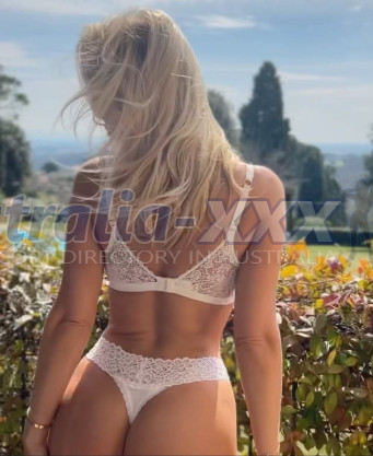 Photo escort girl VIKA VIP: the best escort service