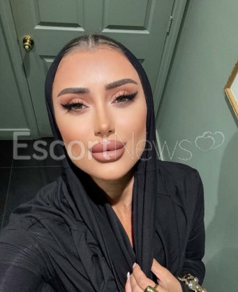 Photo escort girl Leyla: the best escort service