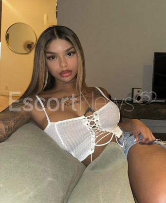 Photo escort girl Dahiana: the best escort service