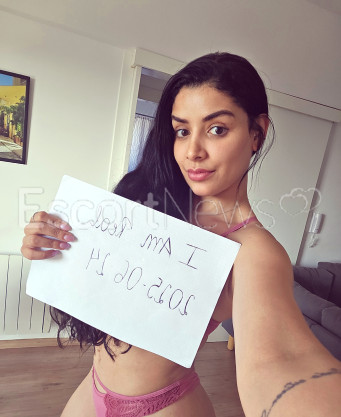 Photo escort girl LARA MODEL : the best escort service