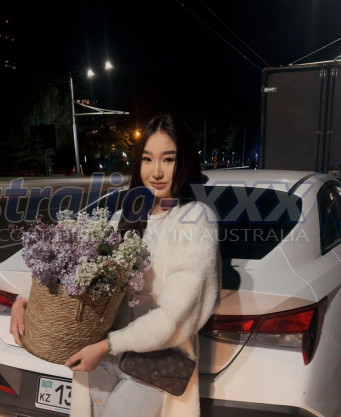 Photo escort girl Moni: the best escort service