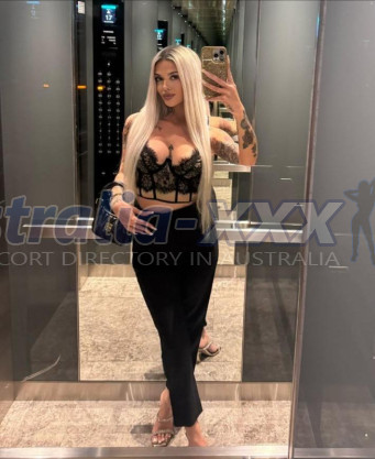 Photo escort girl Monika : the best escort service