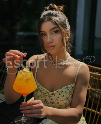 Photo escort girl Sashalove: the best escort service