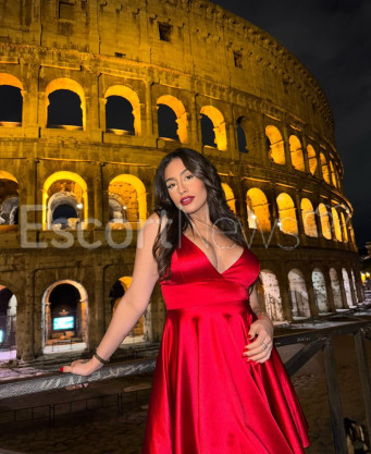 Photo escort girl Anna Urach : the best escort service