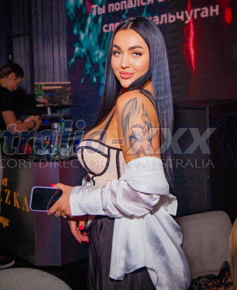 Photo escort girl Arina: the best escort service