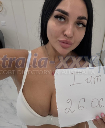 Photo escort girl Arina: the best escort service