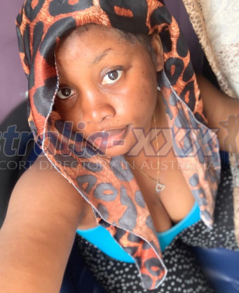 Photo escort girl Ummi: the best escort service