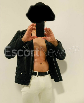 Photo escort girl Amir: the best escort service