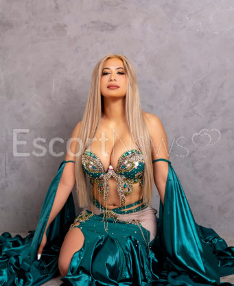 Photo escort girl Carolina: the best escort service