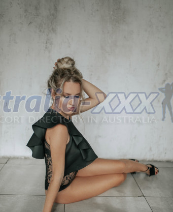 Photo escort girl Alexandra: the best escort service