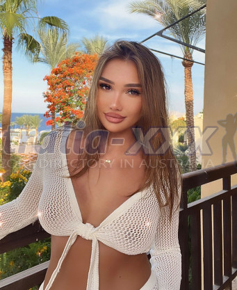 Photo escort girl Victoria : the best escort service