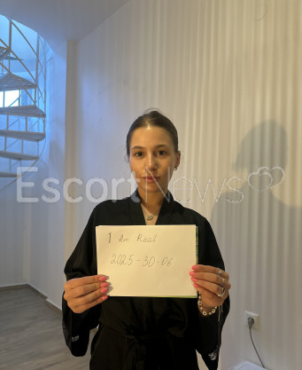 Photo escort girl Emila: the best escort service