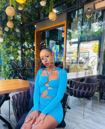 Photo escort girl Tasha : the best escort service