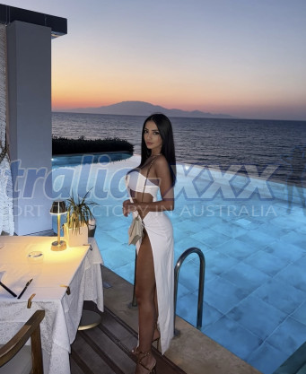 Photo escort girl Naz: the best escort service