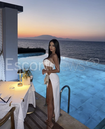 Photo escort girl Naz: the best escort service