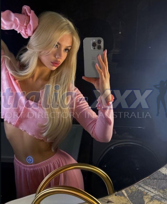 Photo escort girl Ecrin: the best escort service