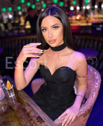 Photo escort girl Samara: the best escort service