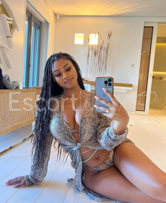 Photo escort girl JASMINE : the best escort service