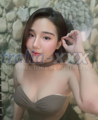 Photo escort girl Moey: the best escort service