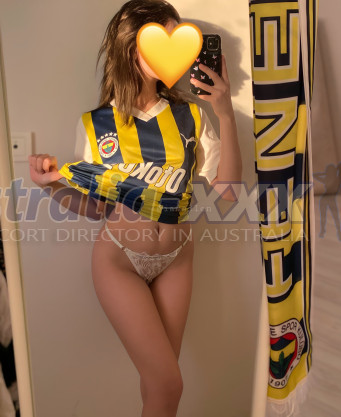 Photo escort girl EYLUL: the best escort service