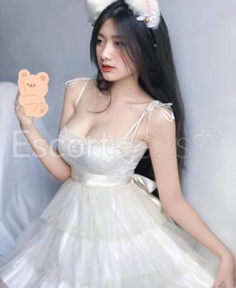 Photo escort girl Xumi : the best escort service