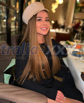 Photo escort girl Polya: the best escort service
