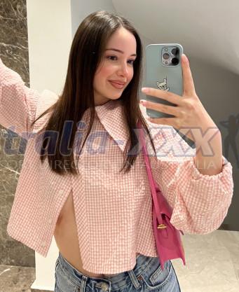 Photo escort girl Sinem: the best escort service