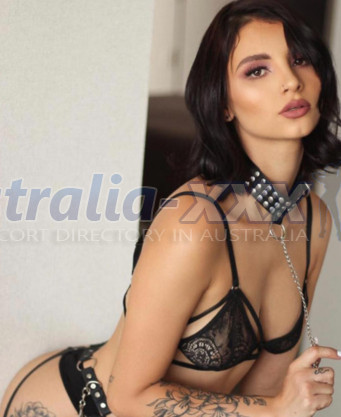Photo escort girl Sarah: the best escort service