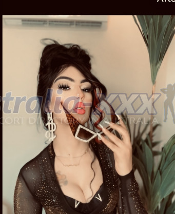 Photo escort girl Noor: the best escort service