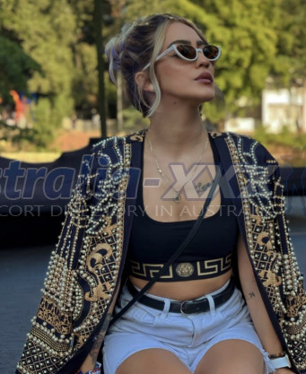 Photo escort girl Valeria: the best escort service