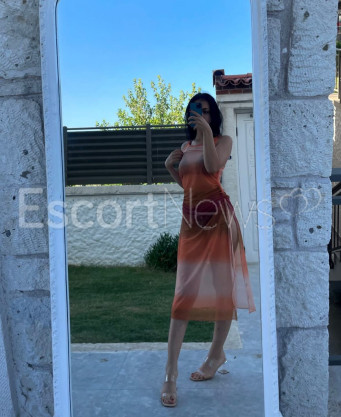 Photo escort girl Ceyda: the best escort service