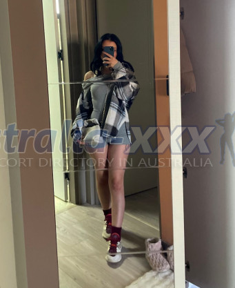 Photo escort girl Ceyda: the best escort service