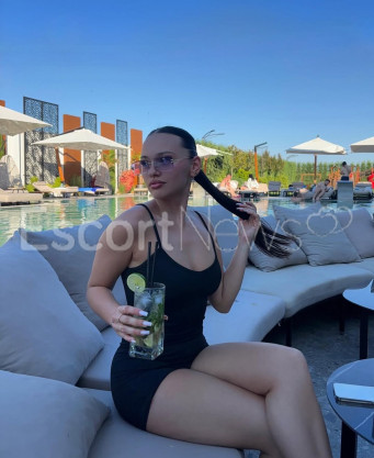Photo escort girl Sudem: the best escort service