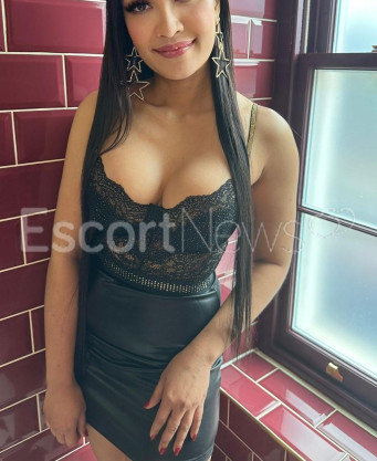 Photo escort girl Aria: the best escort service